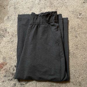 NWOT Hello Sunday Crops